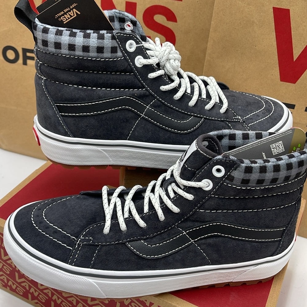 Vans Men’s Sk8-Hi Mte-1 Plaid Grey/White
VN0A5HZYGYW Boots Sneakers - Picture 10 of 16